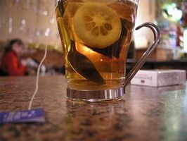 Quais são os benefícios do chá sem cafeína?