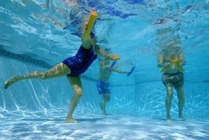 Exercícios aquáticos: Piscina e água Exercícios