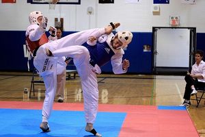 Informações sobre o equipamento completo para Taekwondo