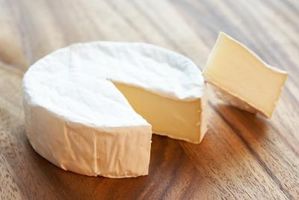 Como derreter o queijo Brie